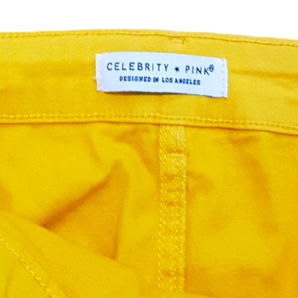 Yellow soft denim skirt with buttons size 11 - Picture 3 of 5